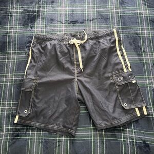 Vintage 2000s Op Navy blue board shorts with white accents. Size XL